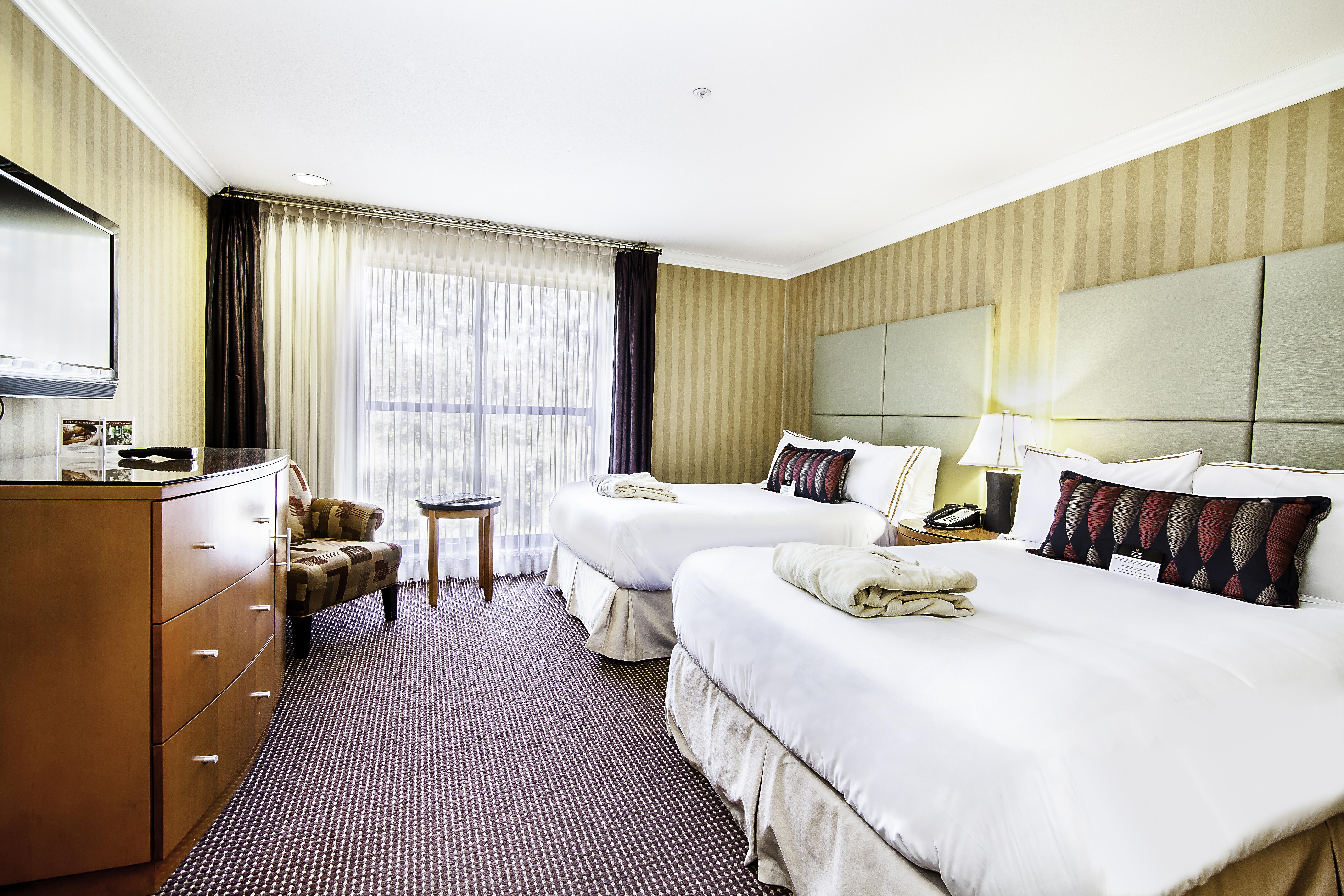 Executive Suites Hotel & Conference Center, Metro Vancouver Burnaby Exterior foto